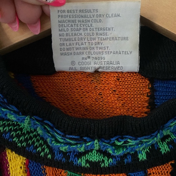 Vintage 90s COOGI sweater - Picture 6 of 6